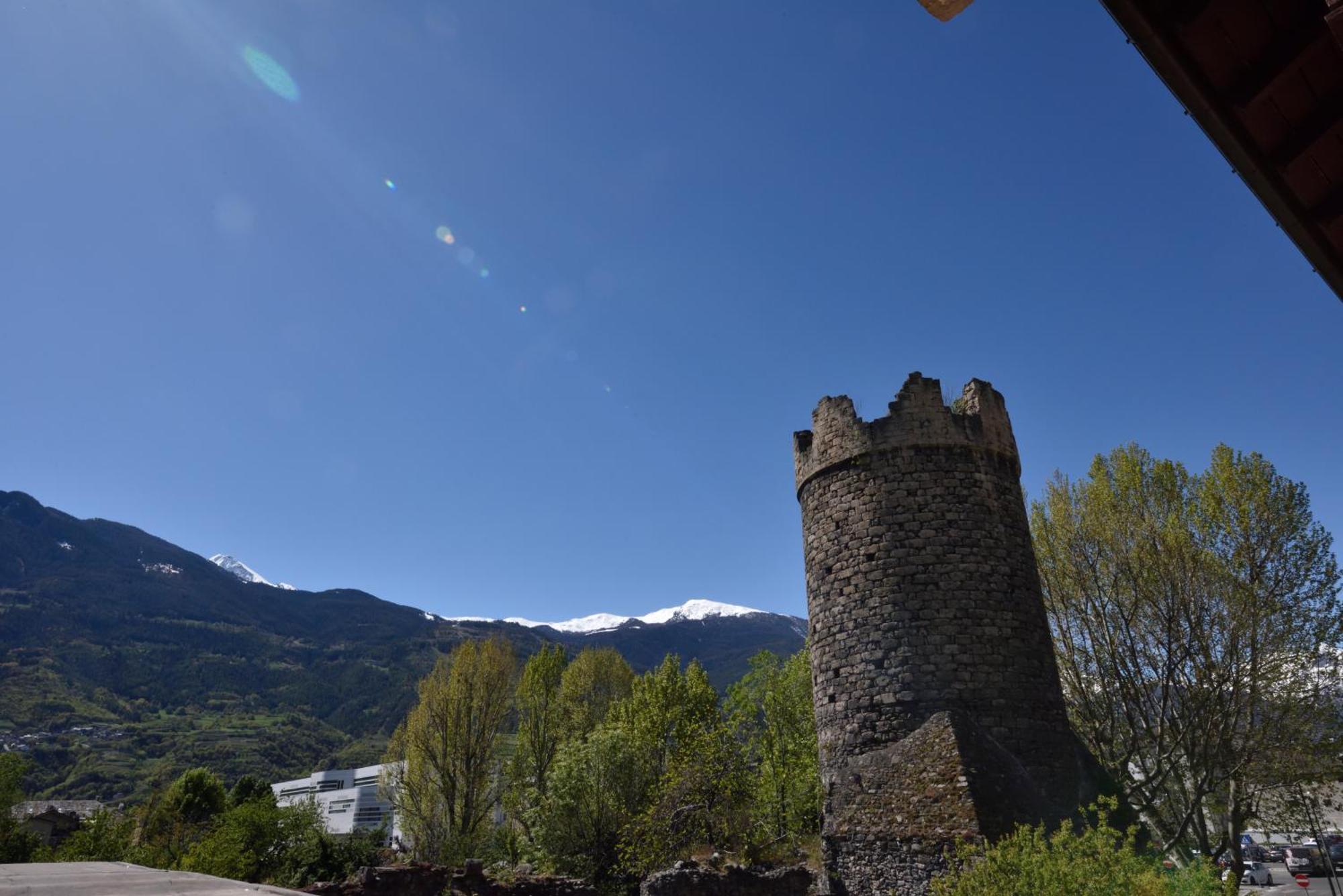 Centro Storico - Hl Short Rent Apartment Aosta